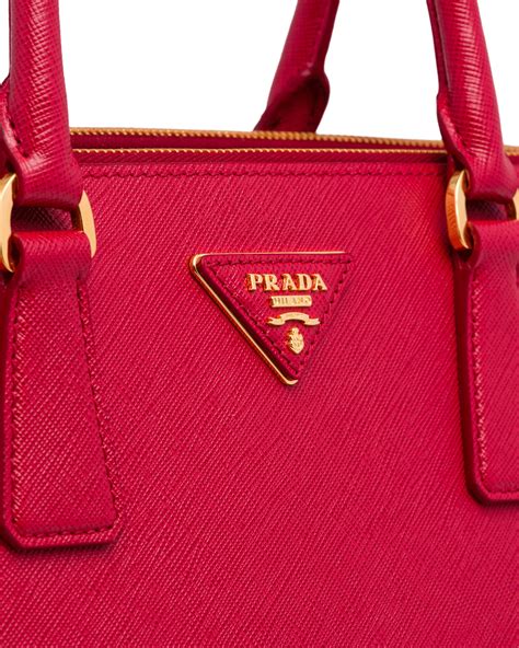 prada saffiano problems|Prada bag 5 years.